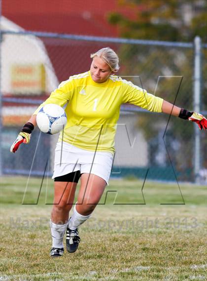 Thumbnail 1 in Bingham vs Hillcrest (UHSAA 5A First Round Playoff) photogallery.