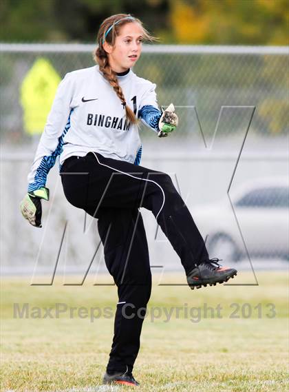 Thumbnail 2 in Bingham vs Hillcrest (UHSAA 5A First Round Playoff) photogallery.