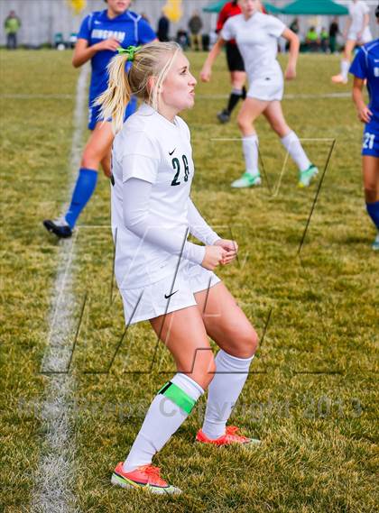 Thumbnail 2 in Bingham vs Hillcrest (UHSAA 5A First Round Playoff) photogallery.