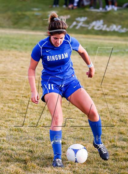 Thumbnail 2 in Bingham vs Hillcrest (UHSAA 5A First Round Playoff) photogallery.