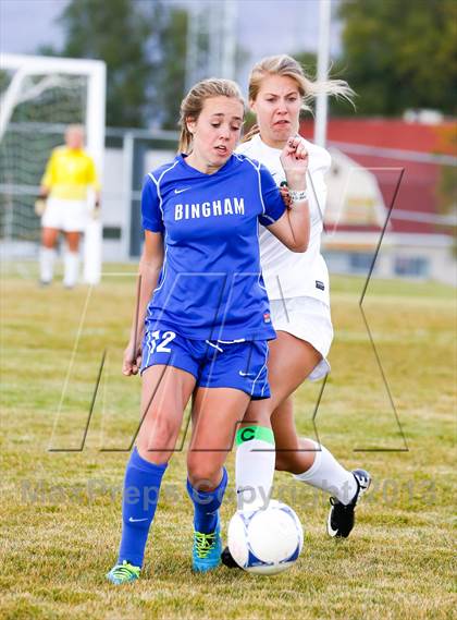 Thumbnail 2 in Bingham vs Hillcrest (UHSAA 5A First Round Playoff) photogallery.