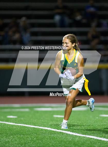 Thumbnail 3 in Simi Valley @ Moorpark photogallery.