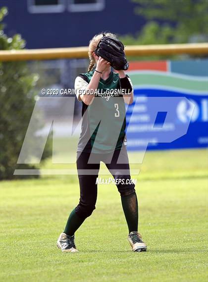 Thumbnail 2 in Ayden - Grifton Softball (Extending the Season) photogallery.