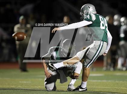 Thumbnail 2 in De La Salle vs. Freedom (CIF NCS Open Division Final) photogallery.