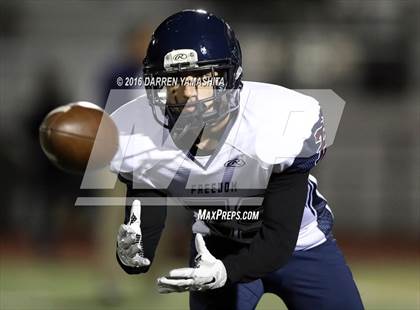 Thumbnail 1 in De La Salle vs. Freedom (CIF NCS Open Division Final) photogallery.