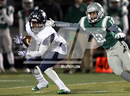 Thumbnail 3 in De La Salle vs. Freedom (CIF NCS Open Division Final) photogallery.