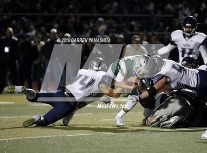 Thumbnail 3 in De La Salle vs. Freedom (CIF NCS Open Division Final) photogallery.