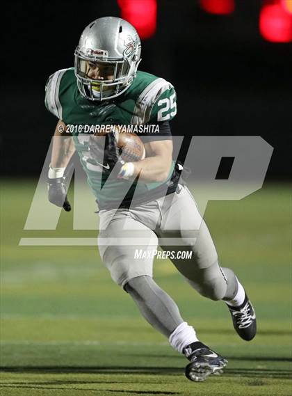 Thumbnail 2 in De La Salle vs. Freedom (CIF NCS Open Division Final) photogallery.