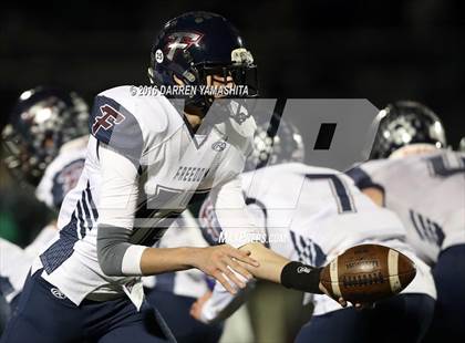 Thumbnail 2 in De La Salle vs. Freedom (CIF NCS Open Division Final) photogallery.