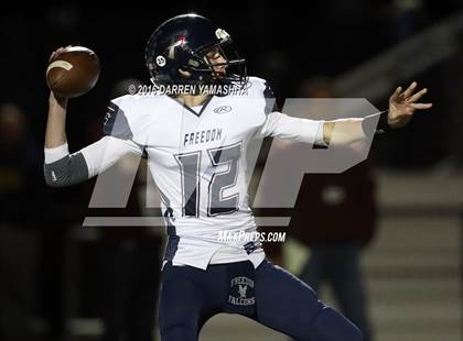 Thumbnail 3 in De La Salle vs. Freedom (CIF NCS Open Division Final) photogallery.