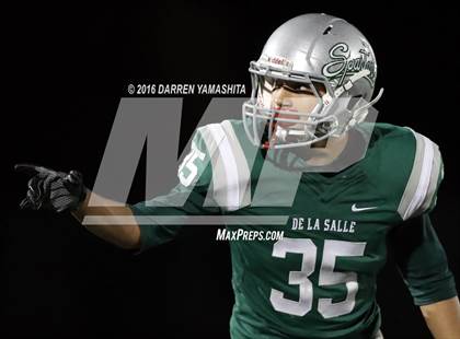 Thumbnail 2 in De La Salle vs. Freedom (CIF NCS Open Division Final) photogallery.