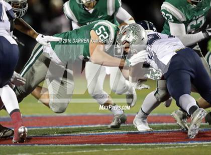 Thumbnail 2 in De La Salle vs. Freedom (CIF NCS Open Division Final) photogallery.