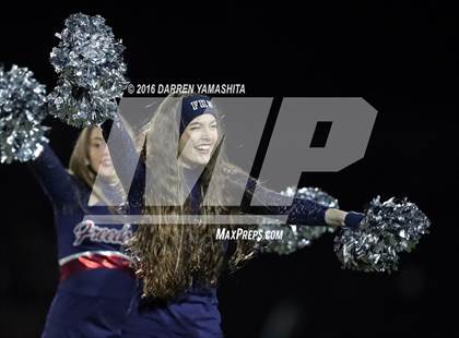 Thumbnail 3 in De La Salle vs. Freedom (CIF NCS Open Division Final) photogallery.