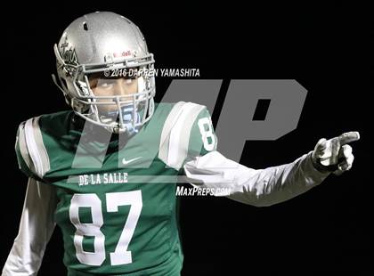 Thumbnail 3 in De La Salle vs. Freedom (CIF NCS Open Division Final) photogallery.