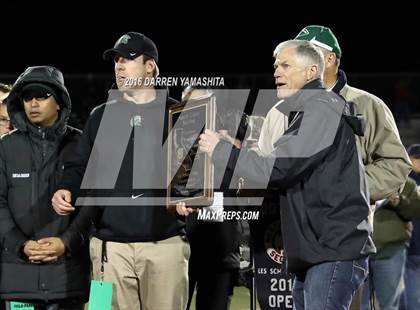 Thumbnail 1 in De La Salle vs. Freedom (CIF NCS Open Division Final) photogallery.