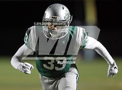 Thumbnail 3 in De La Salle vs. Freedom (CIF NCS Open Division Final) photogallery.