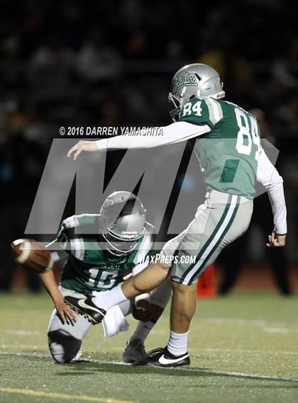 Thumbnail 1 in De La Salle vs. Freedom (CIF NCS Open Division Final) photogallery.