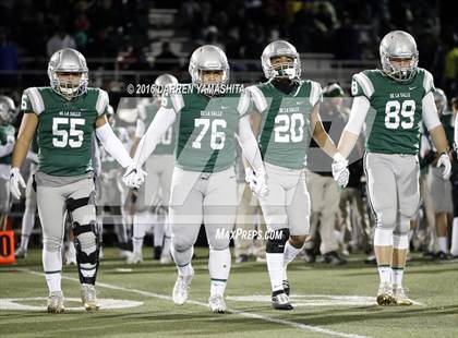 Thumbnail 3 in De La Salle vs. Freedom (CIF NCS Open Division Final) photogallery.