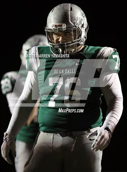 Thumbnail 2 in De La Salle vs. Freedom (CIF NCS Open Division Final) photogallery.