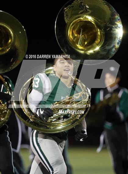 Thumbnail 2 in De La Salle vs. Freedom (CIF NCS Open Division Final) photogallery.