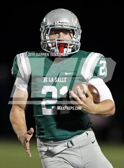 Thumbnail 2 in De La Salle vs. Freedom (CIF NCS Open Division Final) photogallery.
