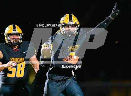 Thumbnail 2 in Mesquite @ Gilbert (Homecoming) photogallery.