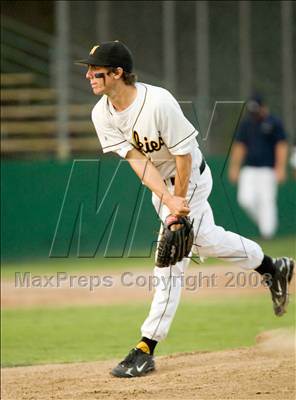 Thumbnail 2 in Hughson vs. Central Catholic (CIF SJS D5 Final) photogallery.