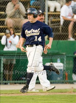 Thumbnail 3 in Hughson vs. Central Catholic (CIF SJS D5 Final) photogallery.