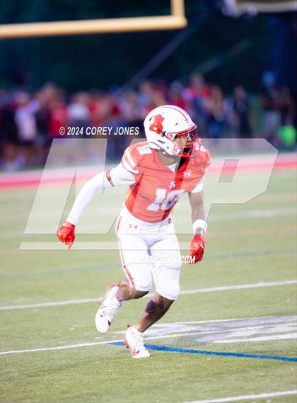 Thumbnail 3 in DeMatha vs Archbishop Spalding (The Cavalier Kickoff Classic) photogallery.