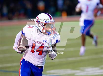 Thumbnail 2 in DeMatha vs Archbishop Spalding (The Cavalier Kickoff Classic) photogallery.