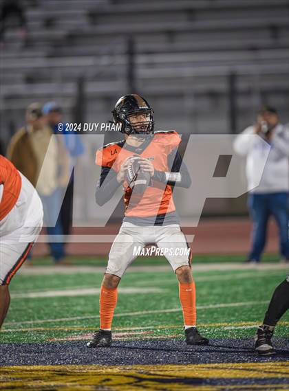 Thumbnail 1 in El Rancho @ Los Amigos (CIF SS D11 Quarterfinals) photogallery.