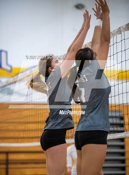 Thumbnail 1 in Poway @ San Pasqual photogallery.
