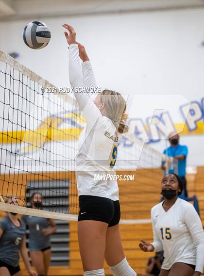 Thumbnail 2 in Poway @ San Pasqual photogallery.