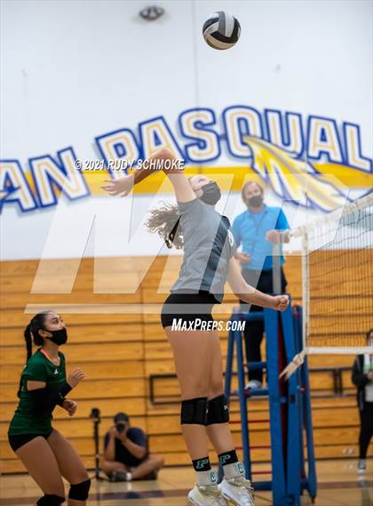 Thumbnail 3 in Poway @ San Pasqual photogallery.
