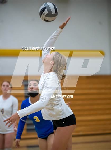 Thumbnail 1 in Poway @ San Pasqual photogallery.