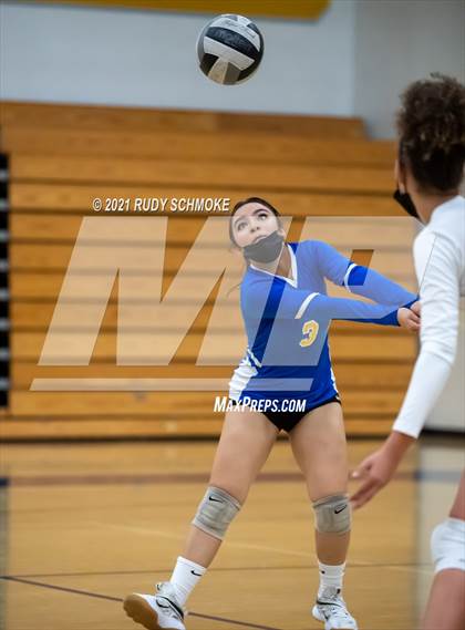 Thumbnail 2 in Poway @ San Pasqual photogallery.