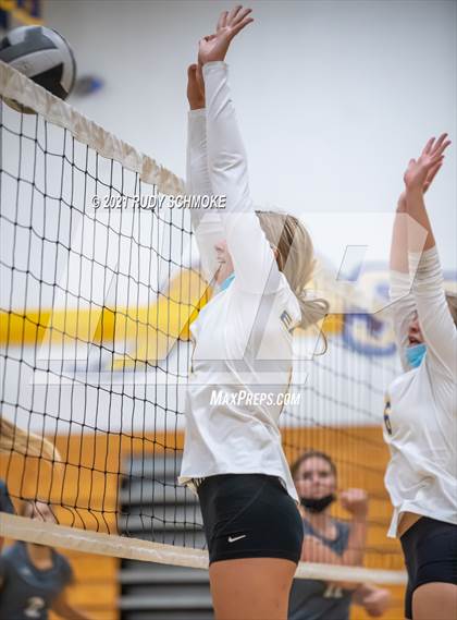 Thumbnail 3 in Poway @ San Pasqual photogallery.