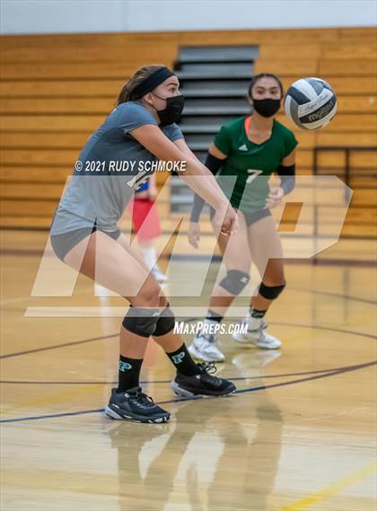 Thumbnail 3 in Poway @ San Pasqual photogallery.