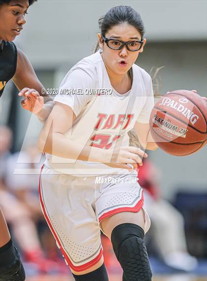 Thumbnail 3 in Brennan vs. Taft photogallery.