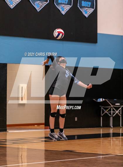 Thumbnail 1 in Cheyenne Mountain @ Vista Ridge photogallery.