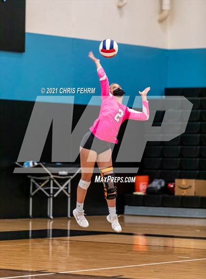 Thumbnail 2 in Cheyenne Mountain @ Vista Ridge photogallery.