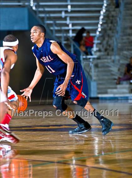 Thumbnail 2 in Carter vs. Kimball photogallery.