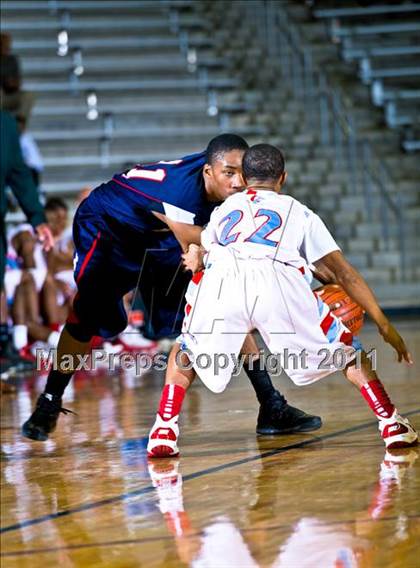 Thumbnail 2 in Carter vs. Kimball photogallery.