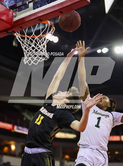 Thumbnail 3 in Monterey Trail vs. Granada photogallery.