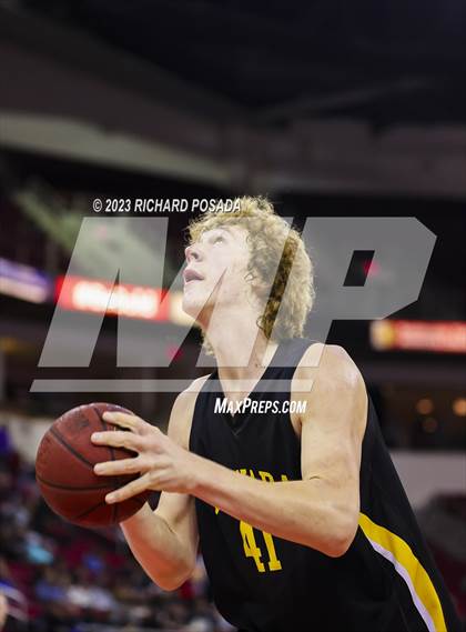 Thumbnail 1 in Monterey Trail vs. Granada photogallery.
