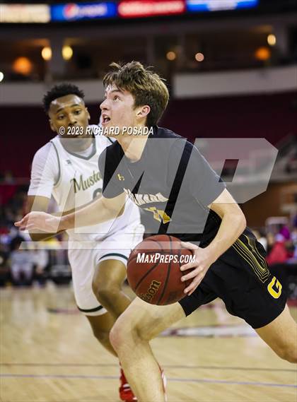 Thumbnail 3 in Monterey Trail vs. Granada photogallery.