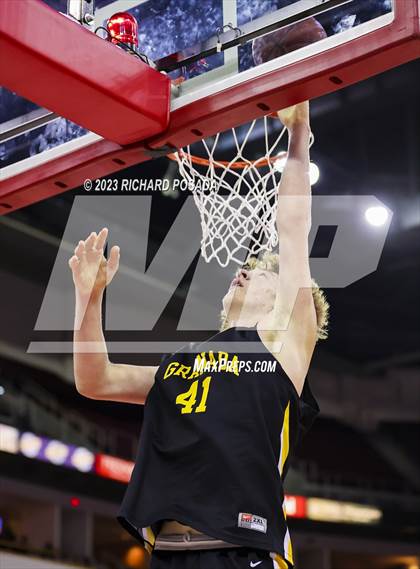 Thumbnail 2 in Monterey Trail vs. Granada photogallery.