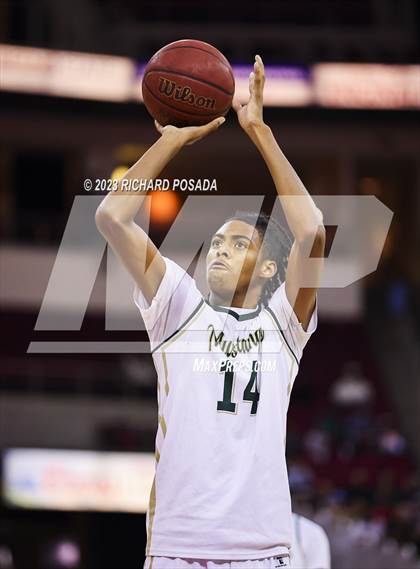 Thumbnail 3 in Monterey Trail vs. Granada photogallery.