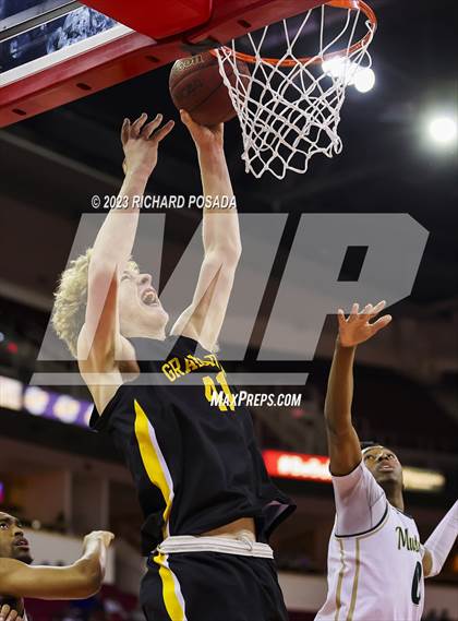 Thumbnail 2 in Monterey Trail vs. Granada photogallery.