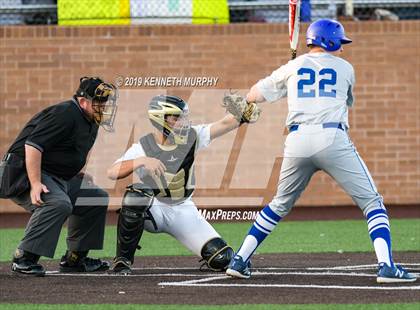 Thumbnail 2 in Cleburne vs Midlothian (UIL 5A Regional Quarterfinal Game 2) photogallery.